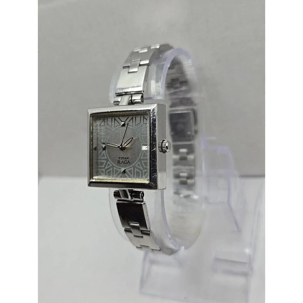 Titan Raga 2509SAA Womens Square Silver Dial Bracelet Quartz Watch New Battery